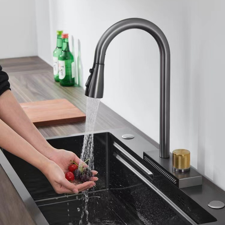อะไรทำให้ Faucet สแตนเลสในครัวเป็นตัวเลือกที่ดีที่สุดสำหรับบ้านสมัยใหม่